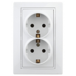 1Э-208-01  Розетка Intro Plano 1Э-208-01 с заземлением двойная 2X2P+E Schuko со шторками, 16А-250В, 